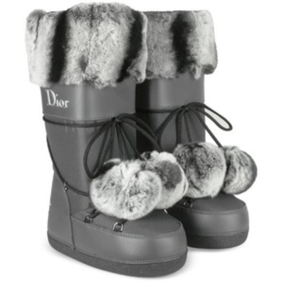 dior moon boots white